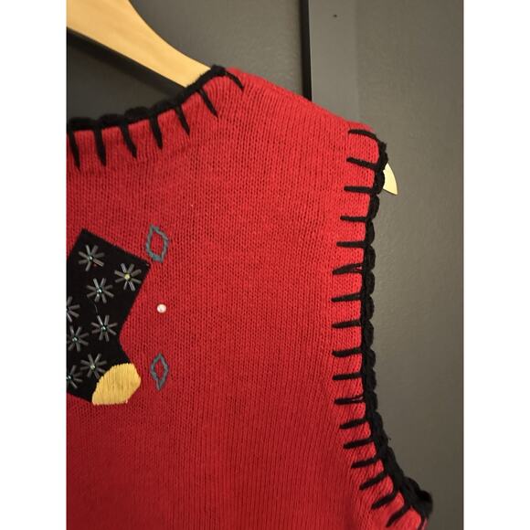 Studio Works Women’s Size Large Christmas Vest/sweater - Knit Mittens & Stocking - Picture 6 of 8